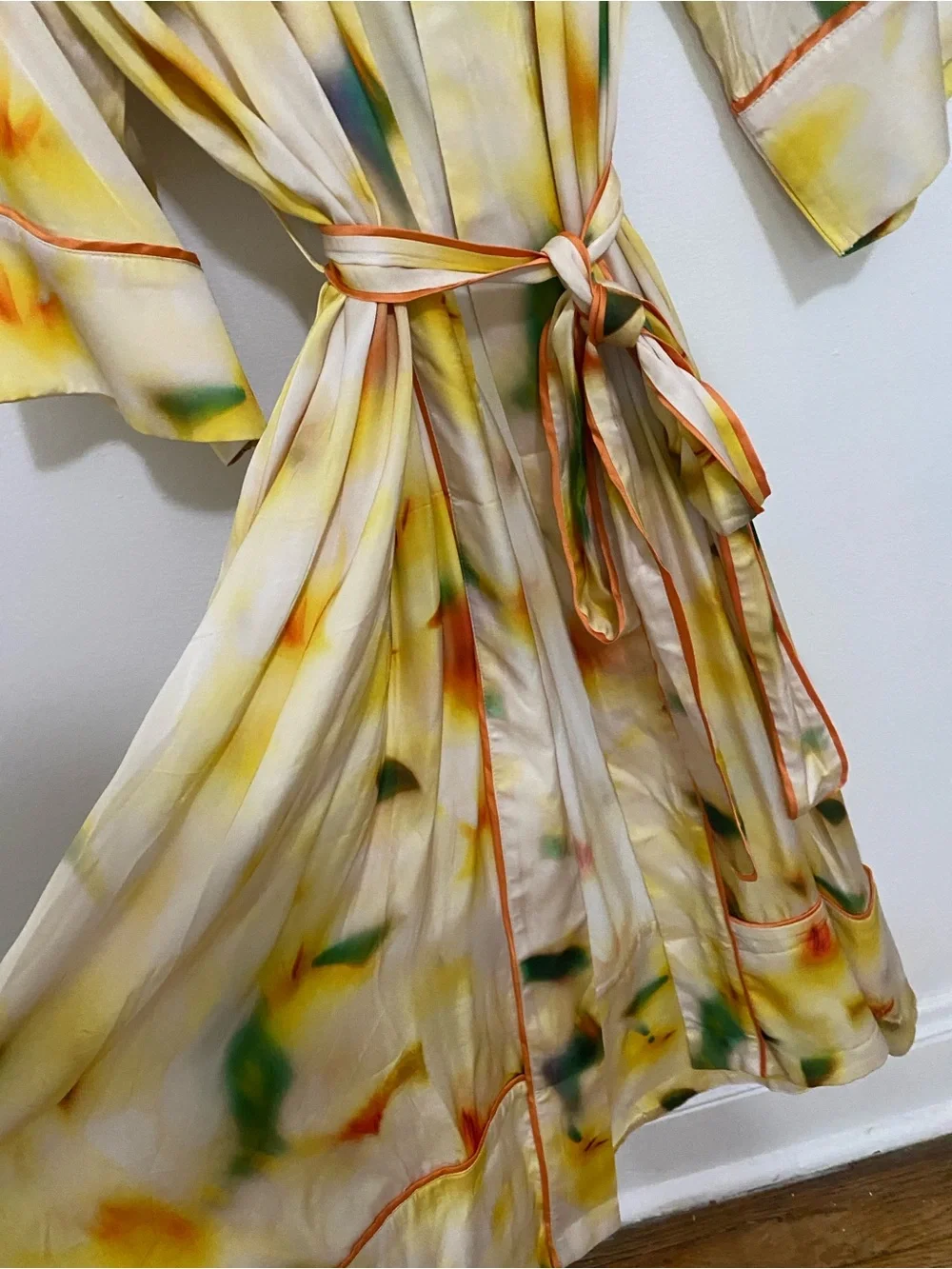 Anthropologie Cream Floral Tie-Waist Robe with Yellow & Green lyrebird
